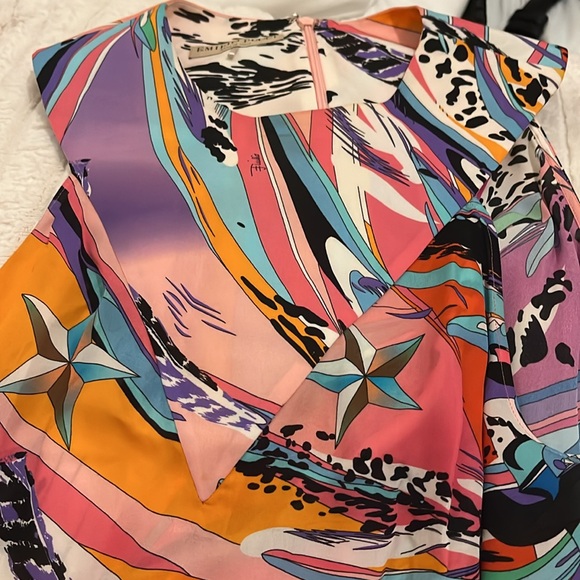 Emilio Pucci Top - Picture 10 of 11